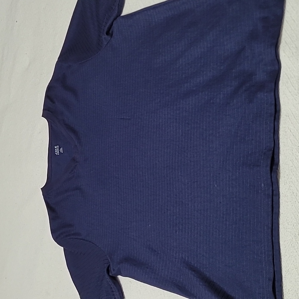 JOE JOSEPH ABBOUD L LARGE 64% COTTON 36% POLYESTER V NECK SHORT SLEEVE BLUE